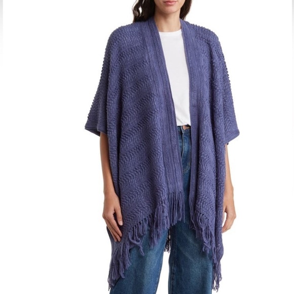 Vince Camuto Indigo Blue Textured Knit Kimono Topper Fringe Hem Boho Chic Wrap - Picture 1 of 13